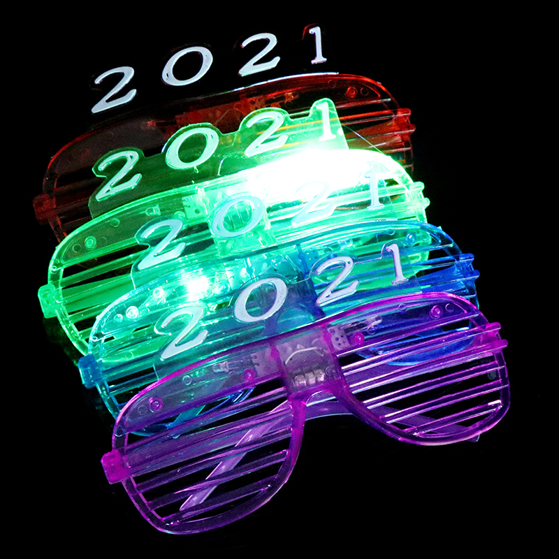 New Flashing Led Glasses Luminous Light Glowing Headband Blinking Eye Wear Wedding Birthday Party 2021 New Year Gift 3 styles2021
New Flashing Led Glasses Luminous Light Glowing Headband Blinking Eye Wear Wedding Birthday Party 2021 New Year Gift 3 styles2021