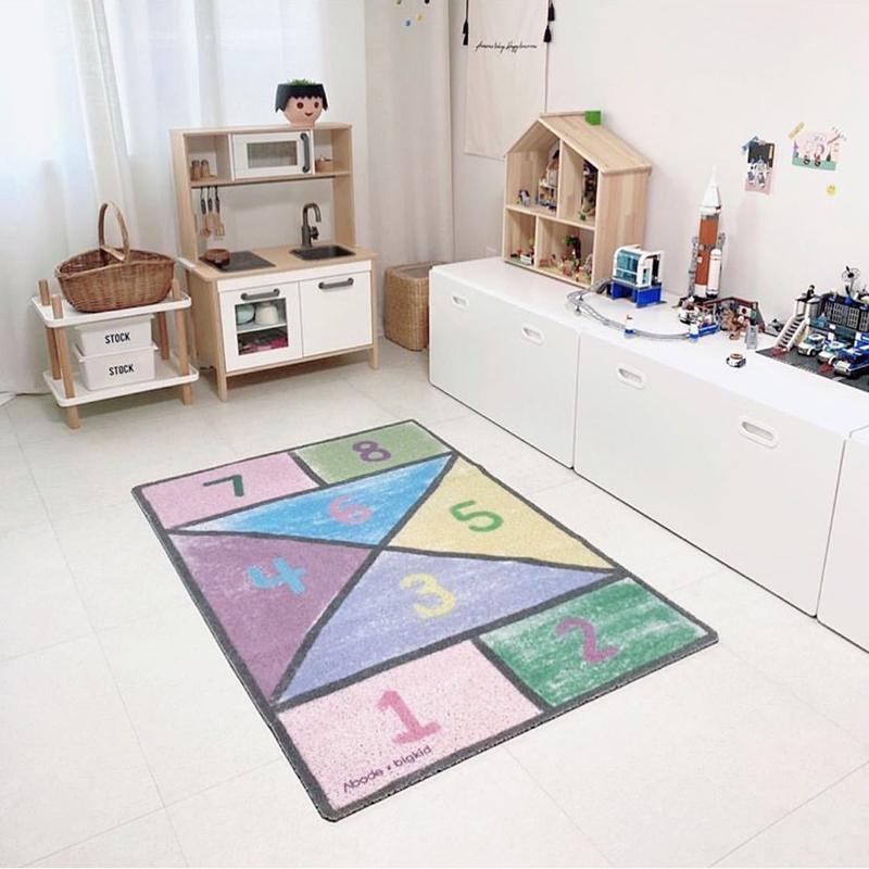Kids Room Carpet Cartoon Number Letter Rugs And Mat Children Game Play Carpets for Living Room Home Decor Alfombras Para Salon1, As picture shows
Kids Room Carpet Cartoon Number Letter Rugs And Mat Children Game Play Carpets for Living Room Home Decor Alfombras Para Salon1, As picture shows