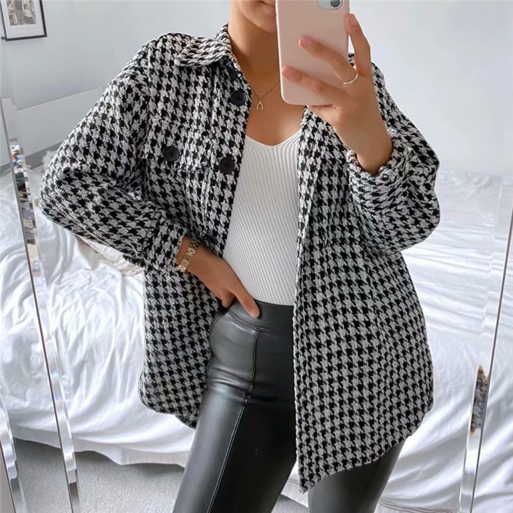 Elegant women plaid grey 2020 fashion ladies vintage button outercoat streetwear female oversized coat girls chic overcoat, Tan;black
Elegant women plaid grey 2020 fashion ladies vintage button outercoat streetwear female oversized coat girls chic overcoat, Tan;black