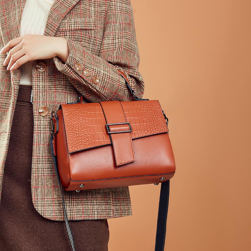 Vintage Handbags Designer Women Bags Genuine Leather Crocodile Pattern Fashion Crossbody Shoulder Bag For Lady Small Hand Bag, Black
Vintage Handbags Designer Women Bags Genuine Leather Crocodile Pattern Fashion Crossbody Shoulder Bag For Lady Small Hand Bag, Black