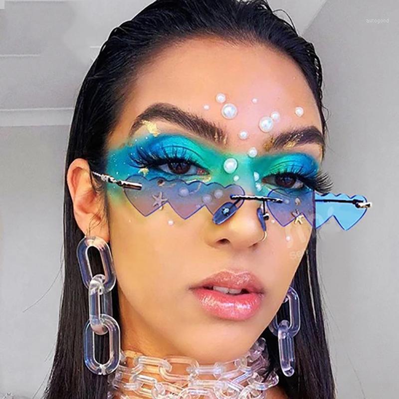 Sunglasses Siamese Heart Women Trend Fashion Small Love Rimless Eyewear Men Hip Hop Party Personality Glasses1 
Sunglasses Siamese Heart Women Trend Fashion Small Love Rimless Eyewear Men Hip Hop Party Personality Glasses1