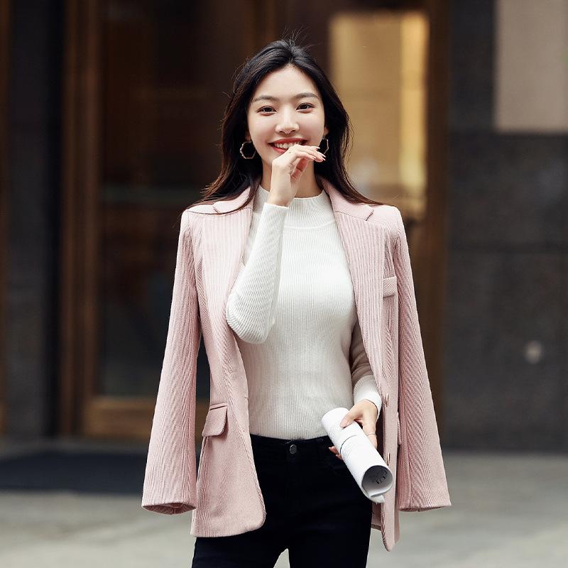 Women' single coat 2020 autumn new temperament casual fashion solid color striped single buckle small suit women' shirt
Women' single coat 2020 autumn new temperament casual fashion solid color striped single buckle small suit women' shirt