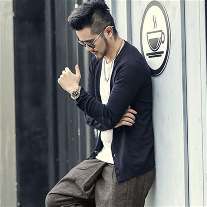New spring men' slim woolen metrosexual man knitted cardigan European style solid color long sleeve knitwear J755, Blue
New spring men' slim woolen metrosexual man knitted cardigan European style solid color long sleeve knitwear J755, Blue