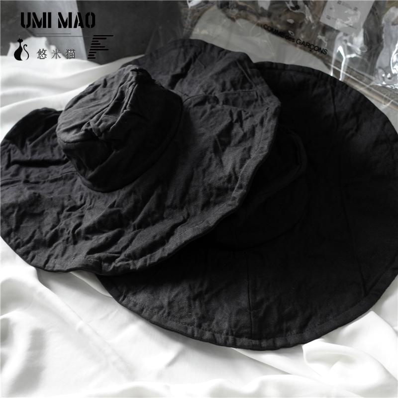 Stingy Brim Hats UMI MAO Homemade Yamamoto Designer Adjustable Dark Irregular Fold Cotton Big Hat, Black
Stingy Brim Hats UMI MAO Homemade Yamamoto Designer Adjustable Dark Irregular Fold Cotton Big Hat, Black