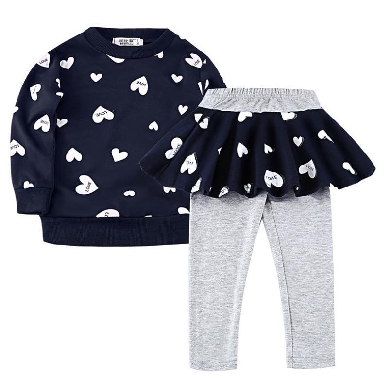 new Baby Girl Clothing Set Heart-shaped Print Bow Cute 2PCS Set Children Cloth Suit Top Tshirt + Pants High quality 2-7Y 201031