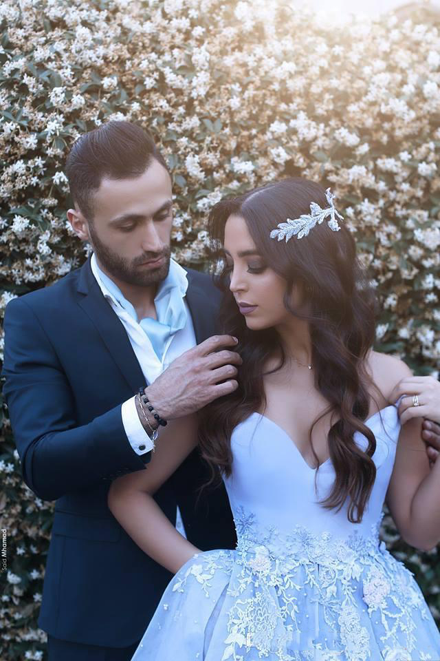 Beautiful Sky Blue Arabic Dubai V-Neck Dress Special Ocn Dresses A-Line Cap Sleeve Lace Appliques Long Wedding Gowns 0431