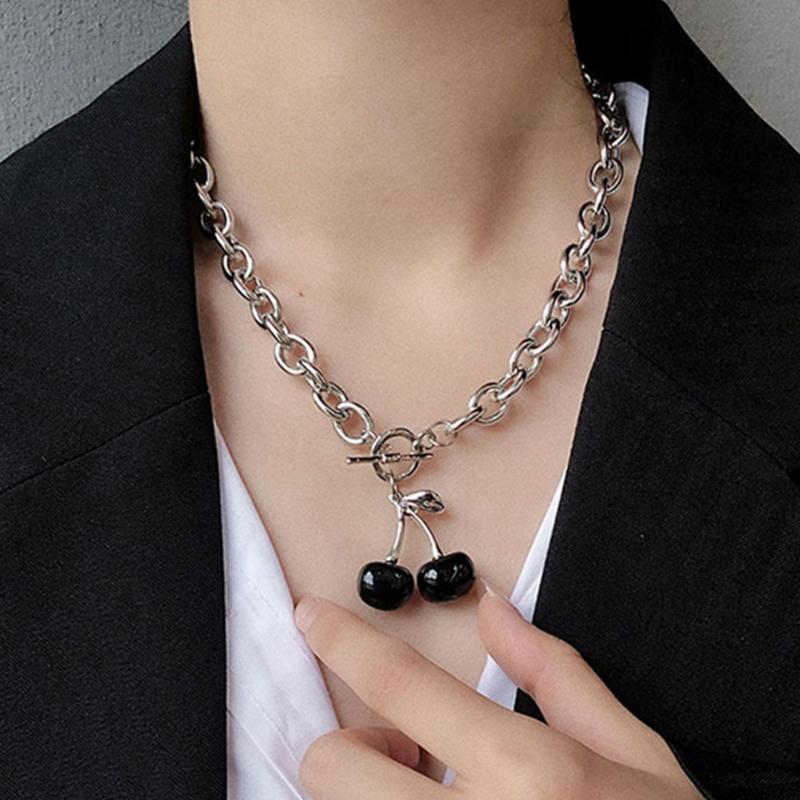 Punk Silver Color Thick Chain Cherry Pendant Necklace Women Gothic Black Cherry Clavicle Collar Necklace Fashion Women Jewelry
Punk Silver Color Thick Chain Cherry Pendant Necklace Women Gothic Black Cherry Clavicle Collar Necklace Fashion Women Jewelry