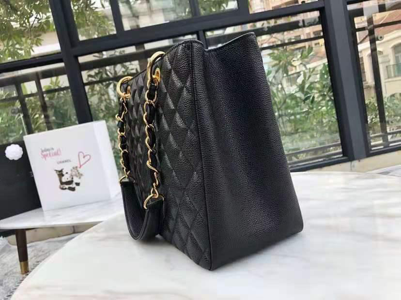 genuine leather handbags 2021 new european and american style chain bag layer cowhide single shoulder messenger bag fashion designe
genuine leather handbags 2021 new european and american style chain bag layer cowhide single shoulder messenger bag fashion designe