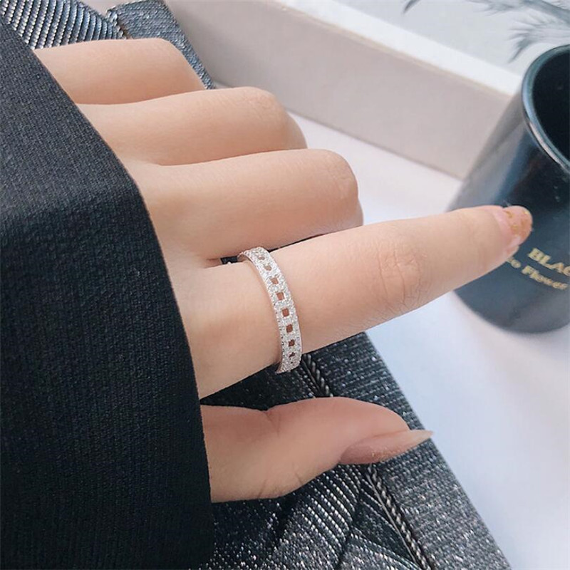 Sterg Sier Ring: Exquisite White Sapphire CZ Dia Wedding Band for Women