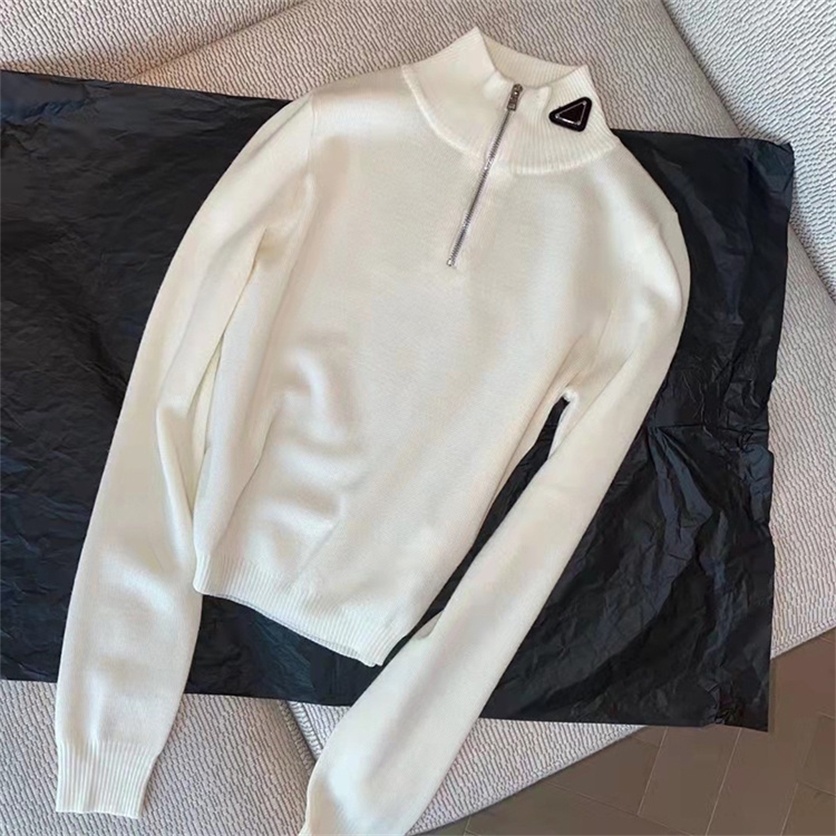 Warehouse clothing autumn and winter embroidered small triangle leather semi high neck zipper sweater women's Knitted Top Sale online_JM42, White
Warehouse clothing autumn and winter embroidered small triangle leather semi high neck zipper sweater women's Knitted Top Sale online_JM42, White