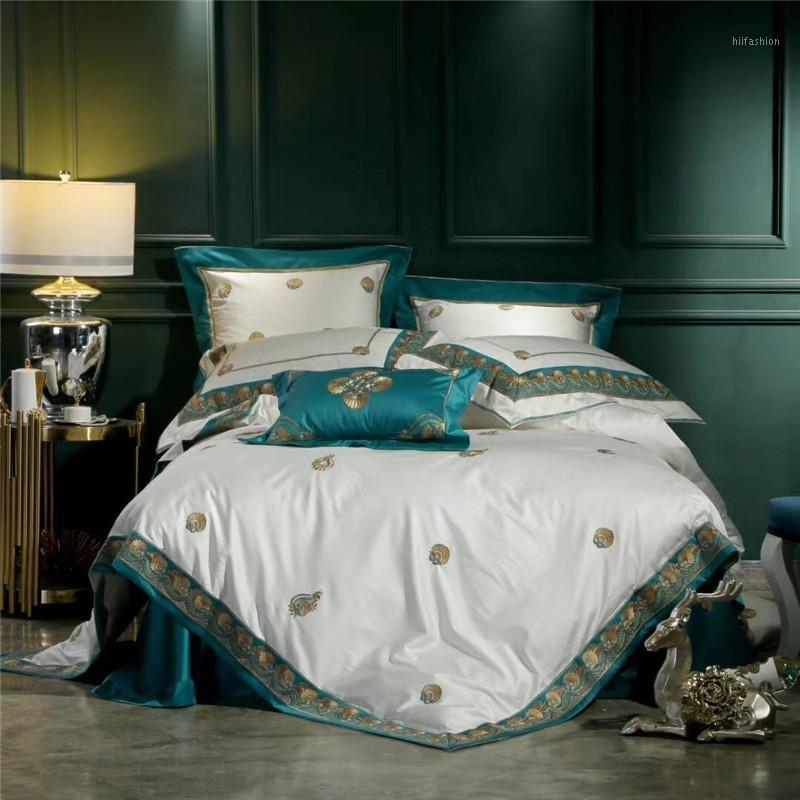 4/7pcs beautiful bedding set bed sheet king size Queen Bed Set Egyptian cotton Embroidery Duvet Cover Sheet Pillowcase1
4/7pcs beautiful bedding set bed sheet king size Queen Bed Set Egyptian cotton Embroidery Duvet Cover Sheet Pillowcase1