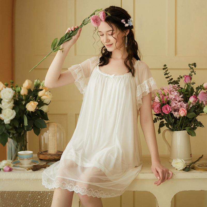 Roseheart Summer Women Homewear White Sexy Sleepwear Night Dress Lace Bow Cotton Nightwear Nightgown Sleepwear Luxury Female
Roseheart Summer Women Homewear White Sexy Sleepwear Night Dress Lace Bow Cotton Nightwear Nightgown Sleepwear Luxury Female