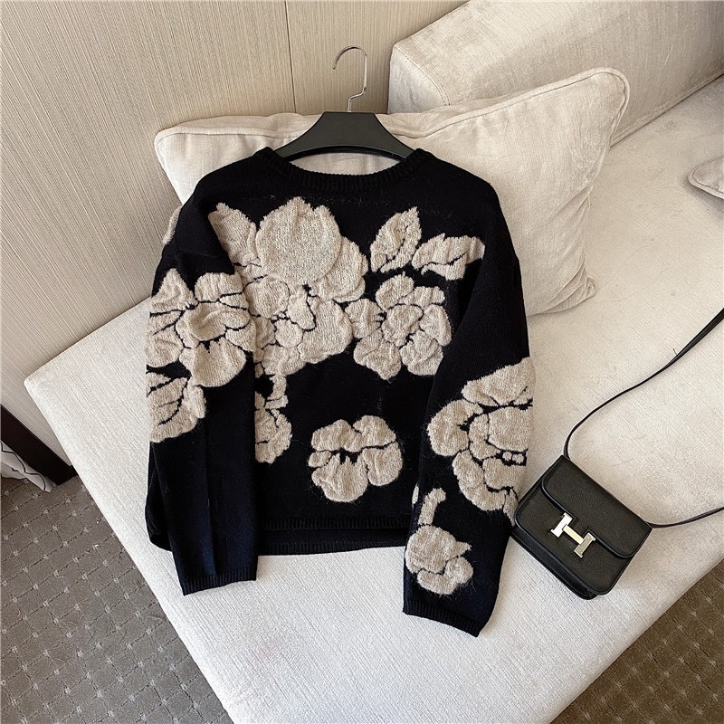 Korean Autumn Winter fashion solid color round collar full sleeve loose embroidered sweater women 201223
