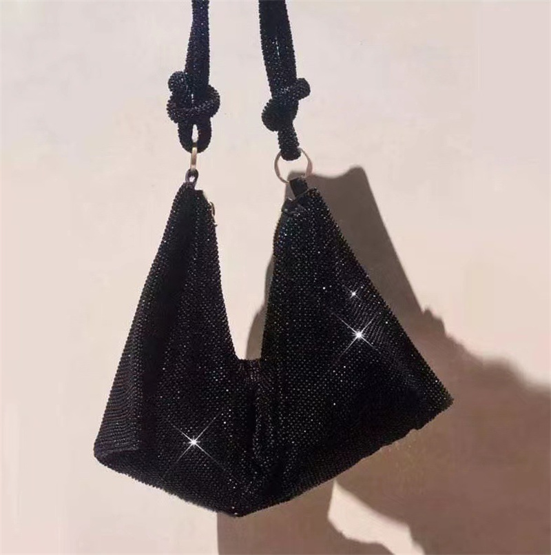 Retro Rhinestone Simple Style Shoulder Bag Ladies Versatile commute Shiny Tote Bag, Silver black
Retro Rhinestone Simple Style Shoulder Bag Ladies Versatile commute Shiny Tote Bag, Silver black