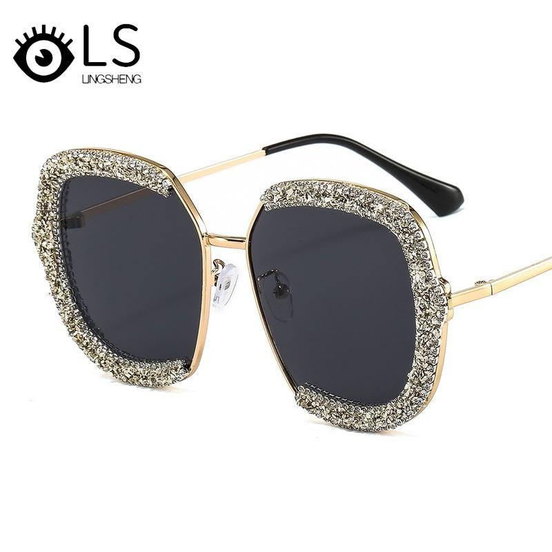 LS Women Gradient Shades Luxury Oversized Sunglasses Fashion Sun Glasses Female Metal Frame Trend Sunglass YG047
LS Women Gradient Shades Luxury Oversized Sunglasses Fashion Sun Glasses Female Metal Frame Trend Sunglass YG047