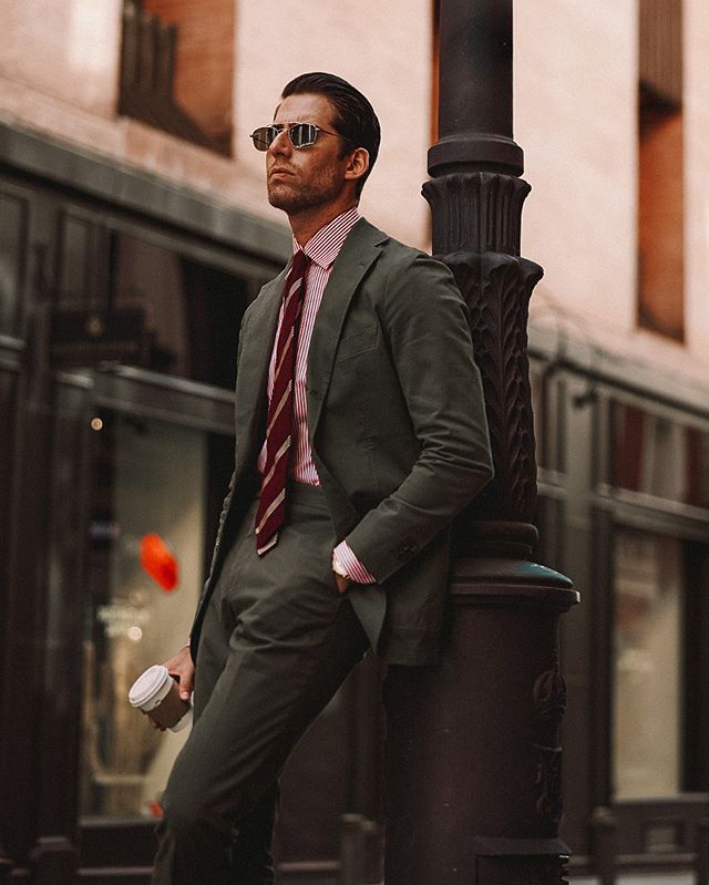 2021 Winter Handsome Mens Suits High Quality Peaked Lapel Groom Wedding Business Tuxedos Prom Party Blazer Jacket (Jacket+Pants)