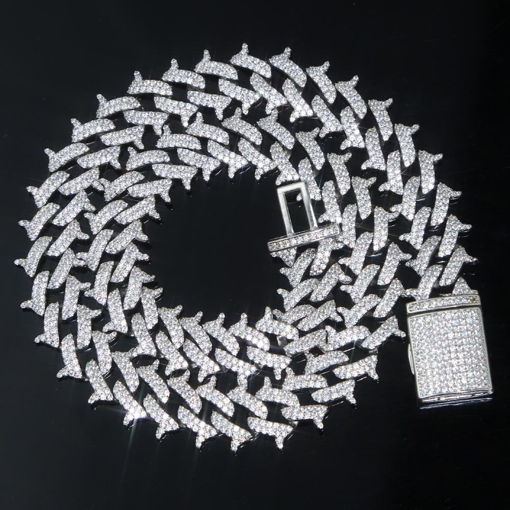 Hip Hop Bling Iced out 18-22inches Cuban Link Chain Necklace Luxury Gold Silver Jewelry for Women and Men