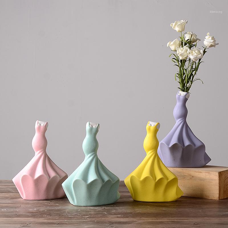 Ceramic girl Vase Home Decoration Nordic Small Vases for Wedding Home Decoration Tabletop Handmade Vases for J1
Ceramic girl Vase Home Decoration Nordic Small Vases for Wedding Home Decoration Tabletop Handmade Vases for J1