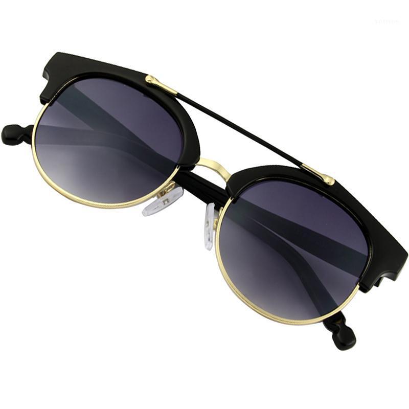 New Fashion Sunglasses Women Brand Designer Vintage Retro Sunglasses For Women Outdoor Casual Hot Sale Sumery 4PCS1
New Fashion Sunglasses Women Brand Designer Vintage Retro Sunglasses For Women Outdoor Casual Hot Sale Sumery 4PCS1