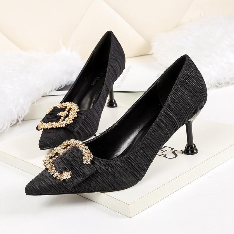 Crystal Shoes Rhinestone Heels Woman Shoes Luxury Fetish High Heels Women Pumps Elegant For Woman Black High Sexy1
Crystal Shoes Rhinestone Heels Woman Shoes Luxury Fetish High Heels Women Pumps Elegant For Woman Black High Sexy1
