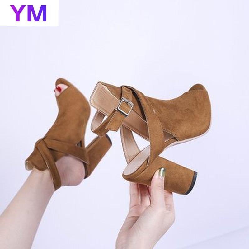 2021 Summer New Large Size Fish Mouth High Heel Thick Heel Female Sandals One-word Buckle Strap Ankle Casual Female Shoes 34-43, Black 
2021 Summer New Large Size Fish Mouth High Heel Thick Heel Female Sandals One-word Buckle Strap Ankle Casual Female Shoes 34-43, Black