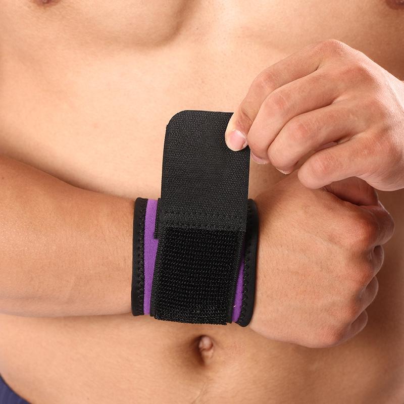 Wrist Support 1PCS Sport Adjustable Fitness Protective Wristbands Safe Training Protection Breathable Wristband For, Black;red
Wrist Support 1PCS Sport Adjustable Fitness Protective Wristbands Safe Training Protection Breathable Wristband For, Black;red