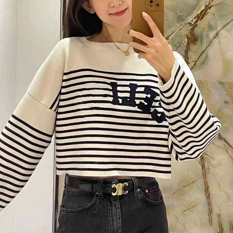 Women' Sweaters Wool blend oversize high texture CE home autumn winter stripe letter short knitted sweater women 2JX4, Blue and white stripes
Women' Sweaters Wool blend oversize high texture CE home autumn winter stripe letter short knitted sweater women 2JX4, Blue and white stripes