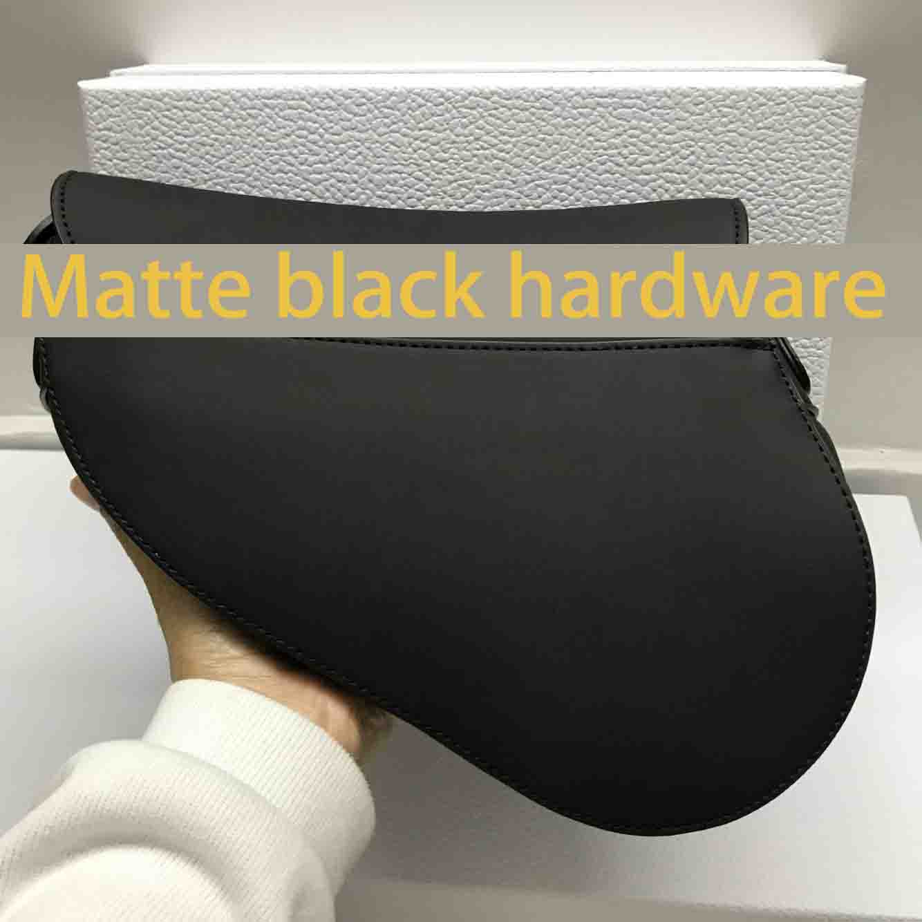Handbag Saddle bag High-quality genuine leather with shoulder strap Wallet Metal pendant Shoulder bag Ladies messenger bag Canvas handbag, No package. only for freight supplement
Handbag Saddle bag High-quality genuine leather with shoulder strap Wallet Metal pendant Shoulder bag Ladies messenger bag Canvas handbag, No package. only for freight supplement
