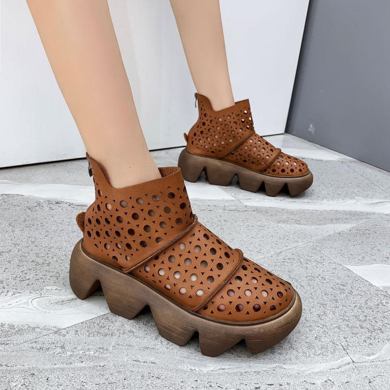 Autumn 2020 the cool breathable hollow out leather ankle boot European fashion women's shoes high-grade comfortable platform, Black
Autumn 2020 the cool breathable hollow out leather ankle boot European fashion women's shoes high-grade comfortable platform, Black