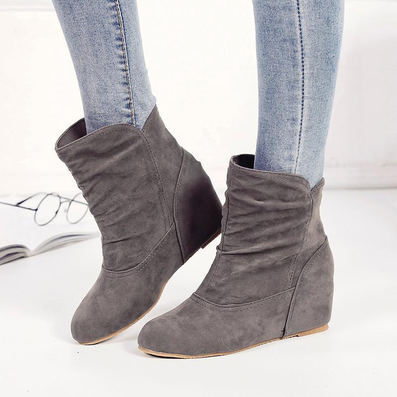 Winter Women Biker Boots Faux Suede Slim Low Wedges Warm Slip on Sewing Rubber Round Toe Platform Mother Ladies Shoe Botas Mujer1, Black
Winter Women Biker Boots Faux Suede Slim Low Wedges Warm Slip on Sewing Rubber Round Toe Platform Mother Ladies Shoe Botas Mujer1, Black