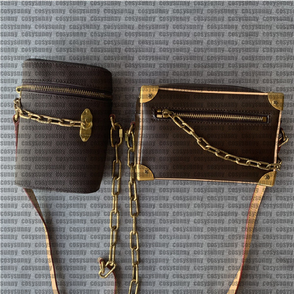 Women's fashion bag. Printed antique copper hardware chain leather bag, handbag, mini bag, shoulder bag, purse, See chart
Women's fashion bag. Printed antique copper hardware chain leather bag, handbag, mini bag, shoulder bag, purse, See chart