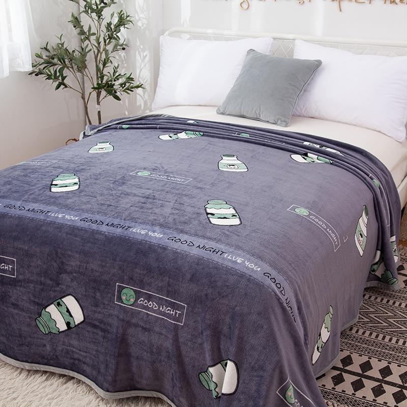 High quality thick soft fashion printing coral fleece blanket throwing winter bed sheets comfotable and throw
High quality thick soft fashion printing coral fleece blanket throwing winter bed sheets comfotable and throw