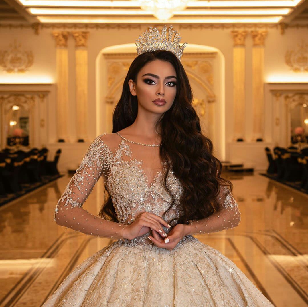 Luxury Glitter Ball Gown Wedding Dresses Sheer Jewel Neck Long Sleeve Puffy Sweep Train Bridal Gowns Plus Size Robe De Mariée