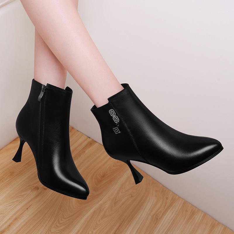 2020 Autumn Black Genuine Leather Ankle Boots Women Fashoin Zipper Thin Heel Boots Elegant Pointed Toe Shoes For Woman N00341, Boot shoes woman
2020 Autumn Black Genuine Leather Ankle Boots Women Fashoin Zipper Thin Heel Boots Elegant Pointed Toe Shoes For Woman N00341, Boot shoes woman