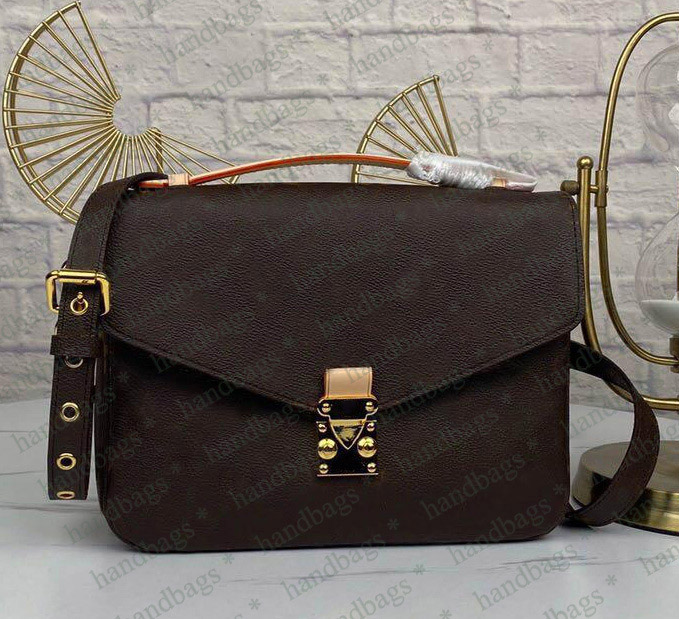 Classic famous high quality women handbag fashion designers crossbody bag one shoulder bag postman bag free delivery, Gift bag not sold separately
Classic famous high quality women handbag fashion designers crossbody bag one shoulder bag postman bag free delivery, Gift bag not sold separately