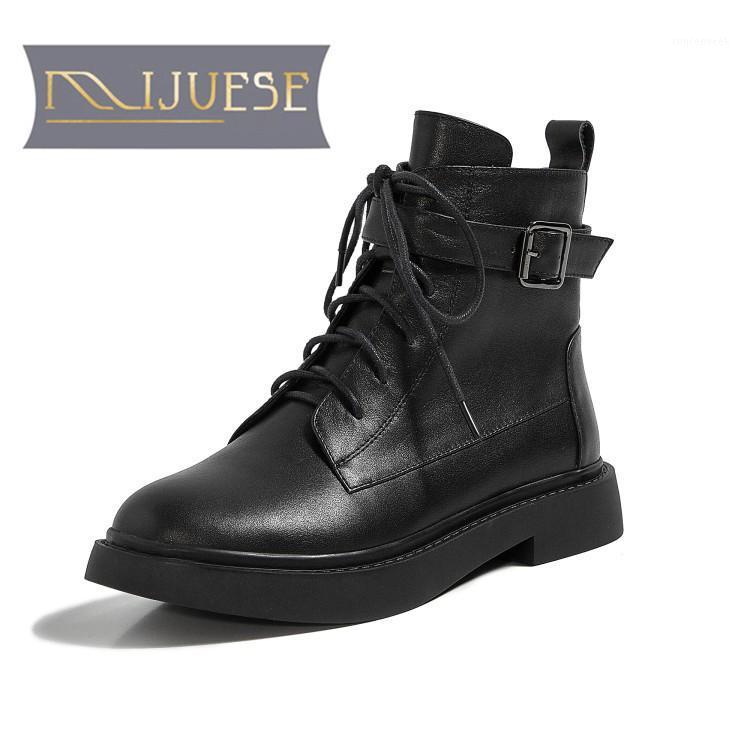 MLJUESE 2021 women ANKLE boots Cow leather Winter short plush Round Toe zipper Buckle Strap Low heels female Riding boot size 411, Black
MLJUESE 2021 women ANKLE boots Cow leather Winter short plush Round Toe zipper Buckle Strap Low heels female Riding boot size 411, Black