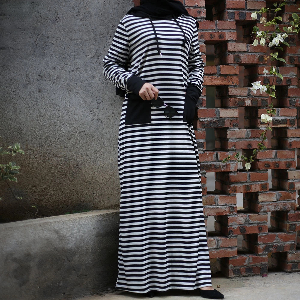 Plus Size Women Abaya Kaftan Dubai Turkish Sport Muslim Hijab Dress Saudi Hoodie Islamic Clothing Caftan Marocain Djelaba Femme, Black;gray
Plus Size Women Abaya Kaftan Dubai Turkish Sport Muslim Hijab Dress Saudi Hoodie Islamic Clothing Caftan Marocain Djelaba Femme, Black;gray