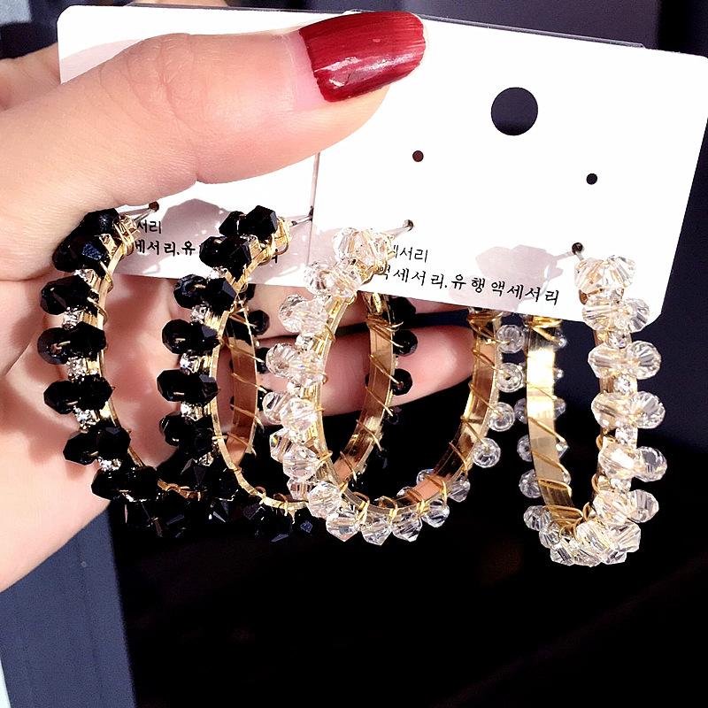 Sexy Crystal Beads Hoop Earrings for Women Black White Style 2020 Fashion Jewelry Luxury Korean Earring Female Gift
Sexy Crystal Beads Hoop Earrings for Women Black White Style 2020 Fashion Jewelry Luxury Korean Earring Female Gift