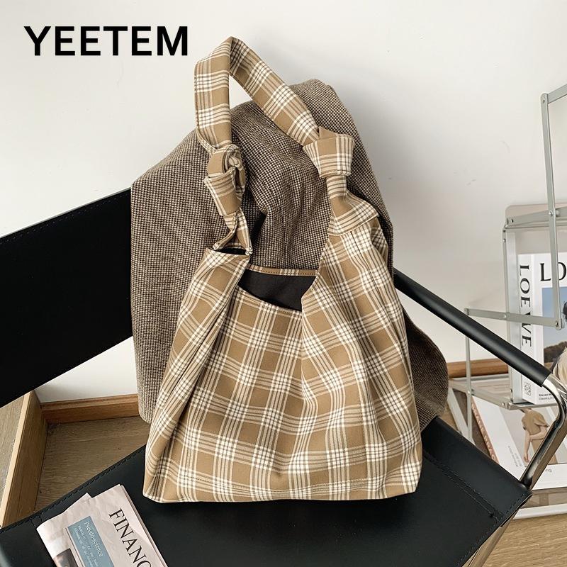 Japanese Harajuku Retro Canvas Bag Simple Large-capacity Shopping Bag Plaid Cloth Shoulder Women's Storage, Black
Japanese Harajuku Retro Canvas Bag Simple Large-capacity Shopping Bag Plaid Cloth Shoulder Women's Storage, Black
