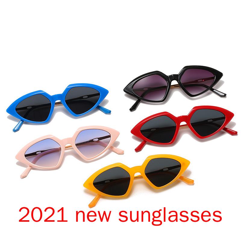 One Piece Vintage Sunglasses Women Yellow Blue Uv400 Big Triangle Sun Glasses Female Gold Metal Rimless Party 2021 NX 
One Piece Vintage Sunglasses Women Yellow Blue Uv400 Big Triangle Sun Glasses Female Gold Metal Rimless Party 2021 NX