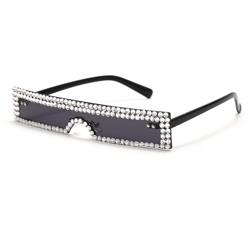 Fashion Small Frame Rhinestone Rectangle Sunglasses Women 2021 New Vintage Square Diamond Sun Glasses Elegant Fashion Eyewear
Fashion Small Frame Rhinestone Rectangle Sunglasses Women 2021 New Vintage Square Diamond Sun Glasses Elegant Fashion Eyewear