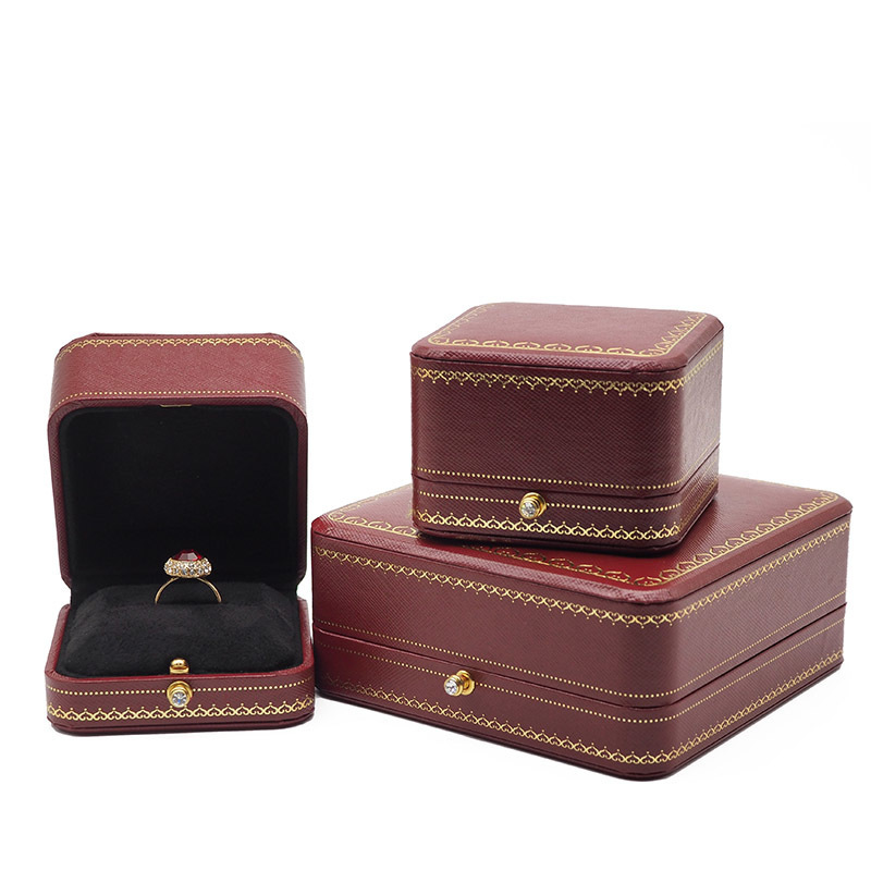 Red Leather paper jewelry organizer boxes and packaging wedding ring case bangle/pendant/bracelet Christmas gift box. T200808