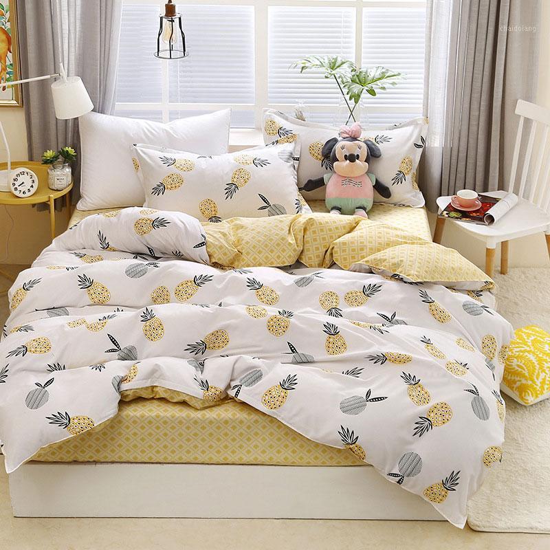 Tropical Pineapple Fruit Print Plaid Dot Bed Cover Set Duvet Cover Adult Child Bed Sheet Pillowcase Comforter Bedding Set 610031, 2tj-61016-007
Tropical Pineapple Fruit Print Plaid Dot Bed Cover Set Duvet Cover Adult Child Bed Sheet Pillowcase Comforter Bedding Set 610031, 2tj-61016-007