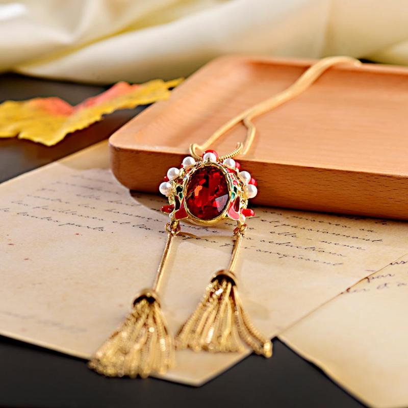 Natural Stone Red Crystal Inlaid Chinese Style Necklace New Ladies Pendant Necklace Suitable for Ladies Party 2020 Birthday Gift
Natural Stone Red Crystal Inlaid Chinese Style Necklace New Ladies Pendant Necklace Suitable for Ladies Party 2020 Birthday Gift