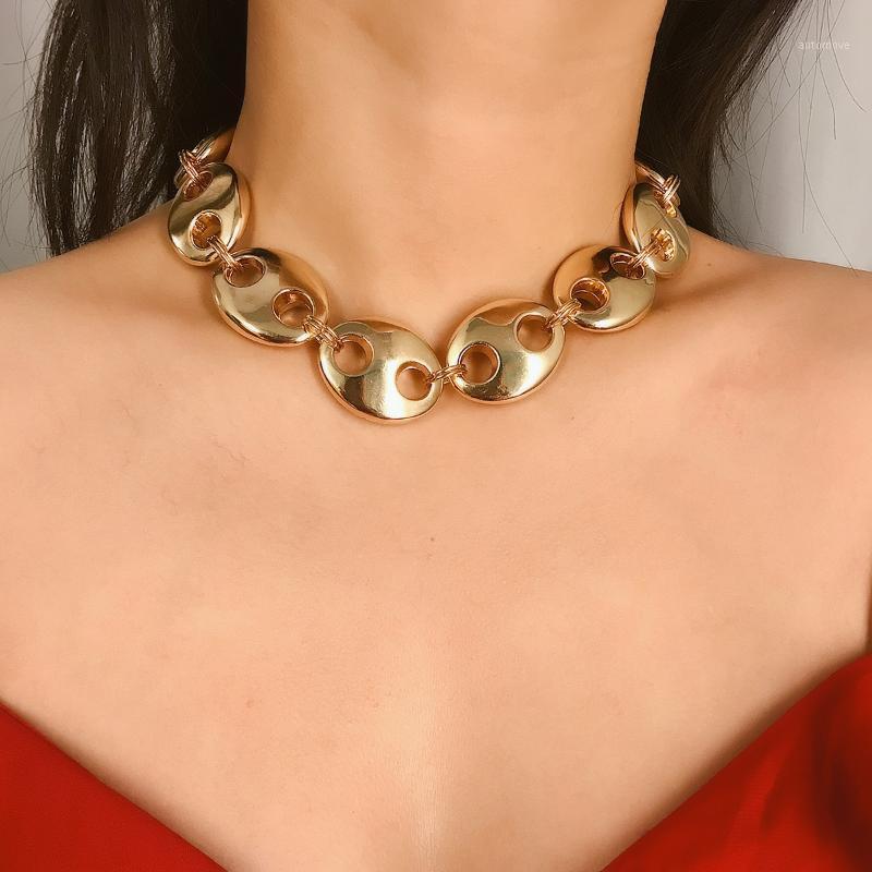 2020 Geometric Decorated Necklaces for Women Girls Chain Female Simple Pig Nose Buckle Necklace Personalize Party Wedding Gift1
2020 Geometric Decorated Necklaces for Women Girls Chain Female Simple Pig Nose Buckle Necklace Personalize Party Wedding Gift1
