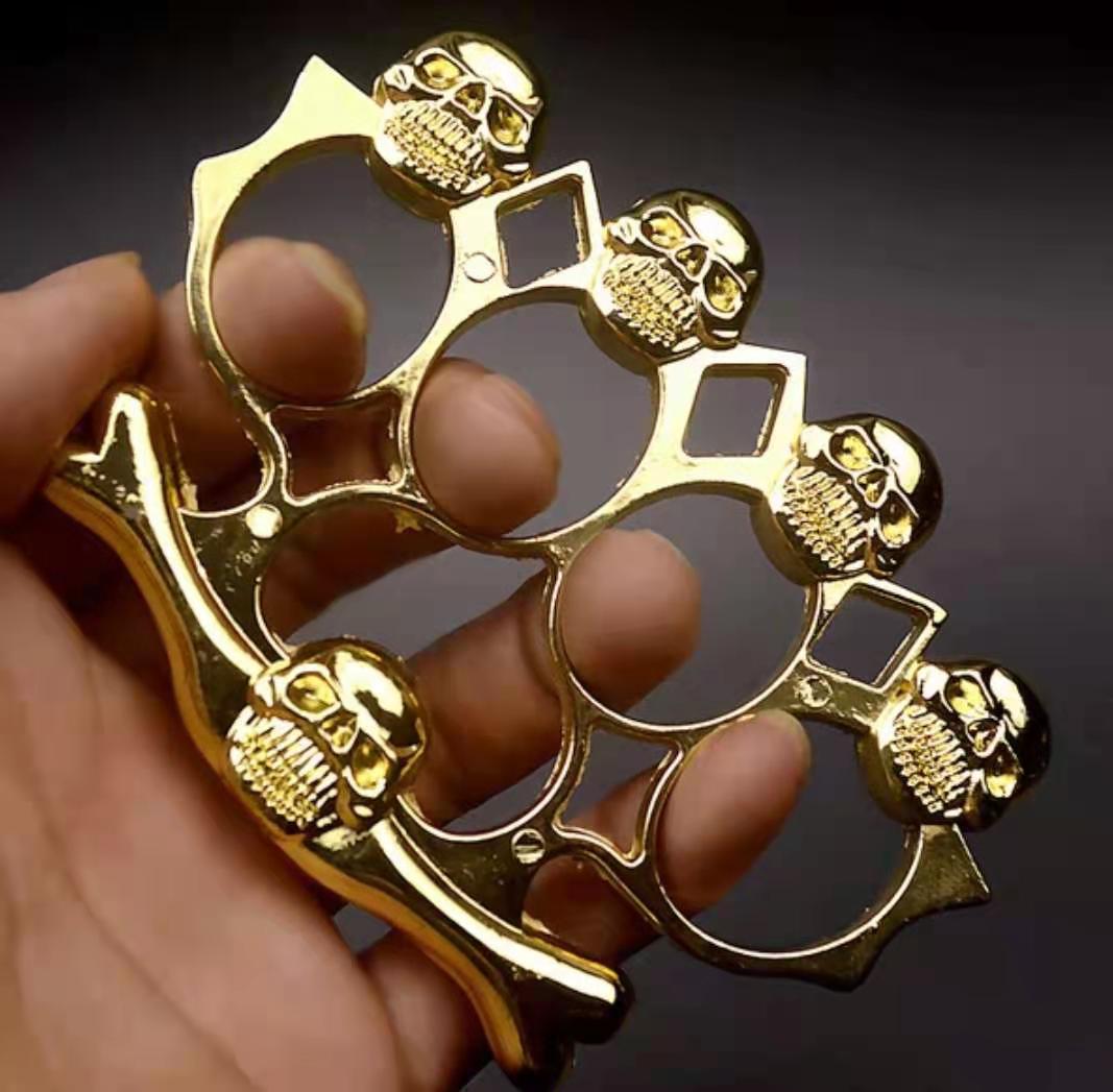 Fiberglass alloy finger tiger four-finger self-defense weapon Four-finger fist clasp iron four-finger hand support self-defense equipment64
Fiberglass alloy finger tiger four-finger self-defense weapon Four-finger fist clasp iron four-finger hand support self-defense equipment64