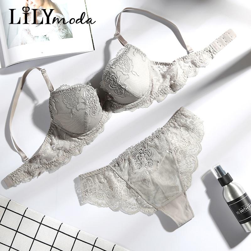 Lilymoda Women Soft Thin Bra&Thong Sets Sexy Embroidery Lace Female Brassiere Lingerie T Back Seamless Underwear Panty Brief Set, Black
Lilymoda Women Soft Thin Bra&Thong Sets Sexy Embroidery Lace Female Brassiere Lingerie T Back Seamless Underwear Panty Brief Set, Black
