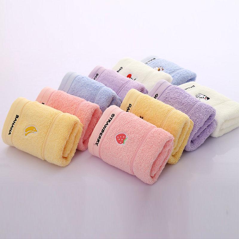 

Bathroom Home Soft Coral Velvet Nordic Towels For Adults Kids Colorful Strawberry Cherry Embroidered Fruits Face Towel
