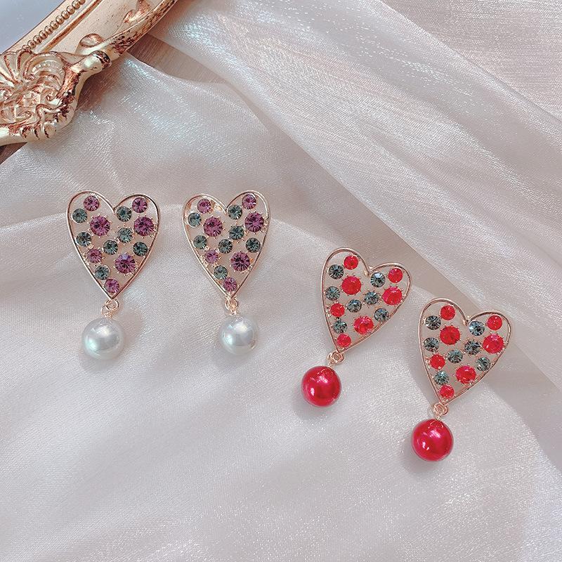 Love Heart Earrings Sweet Pink Gifts for Women Girlfriend Girls Shine Sequins Imitation Rhinestone Korean Style Daily Ear Stud
Love Heart Earrings Sweet Pink Gifts for Women Girlfriend Girls Shine Sequins Imitation Rhinestone Korean Style Daily Ear Stud