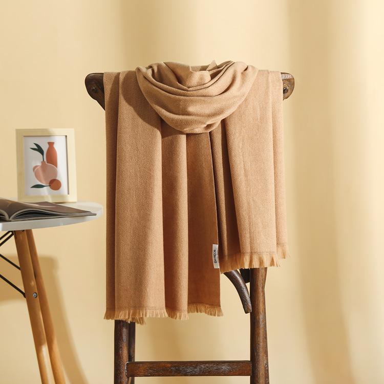 Wool scarf women's autumn and winter warm solid color high-grade gift shawl pure red annual custom LOGO scarf
Wool scarf women's autumn and winter warm solid color high-grade gift shawl pure red annual custom LOGO scarf